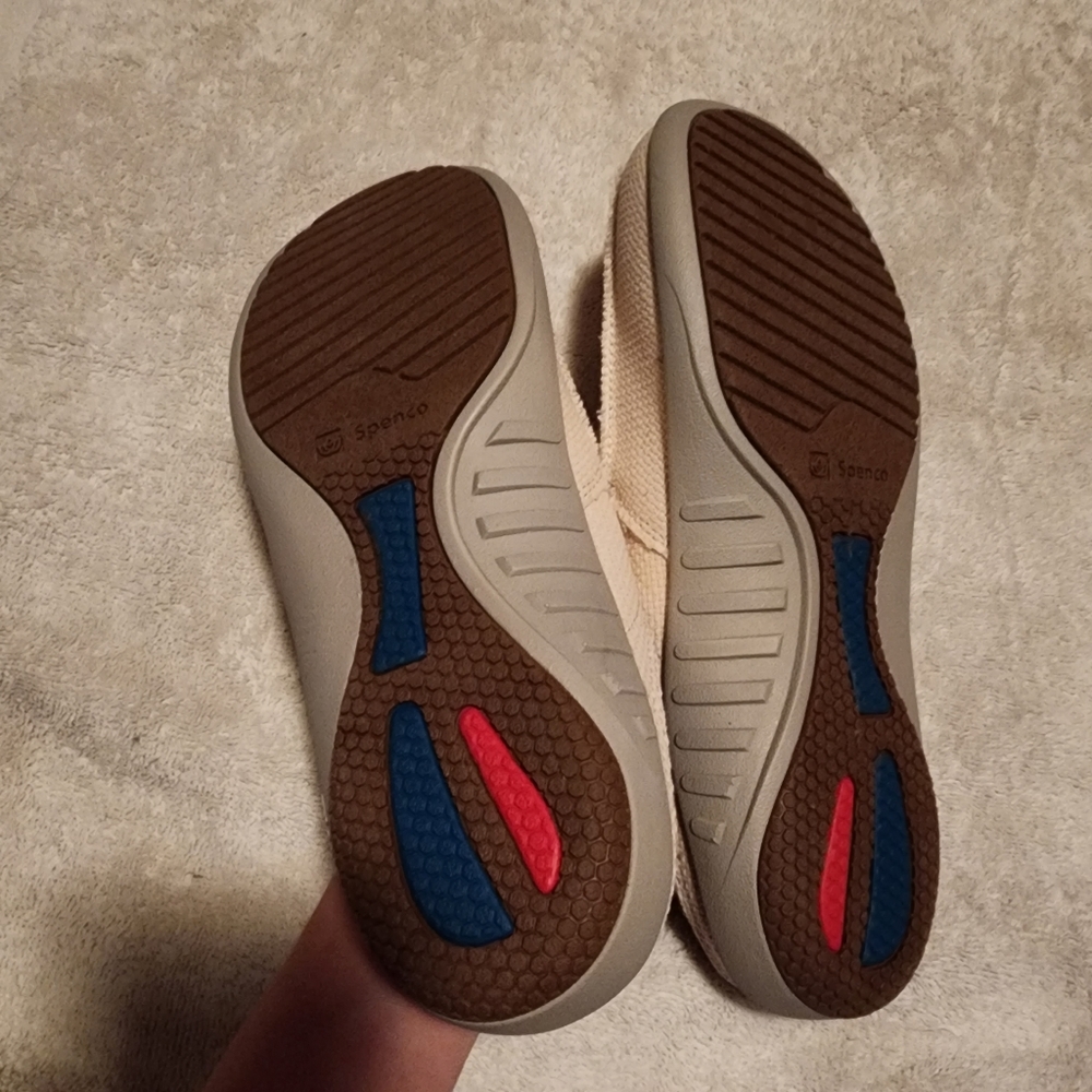 Spenco Size 10 Off-White Beige Canvas Fabric Slip-On Sneakers - Picture 4 of 5